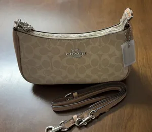 Teri Coach Shoulder Bag thumbnail 1