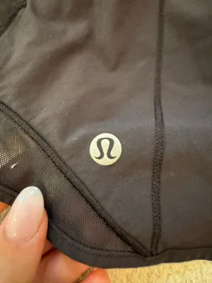 Lululemon Women’s Hotty Hot Shorts 2.5" Black 6 thumbnail 3