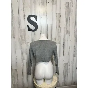 Akira gray crop top thumbnail 5