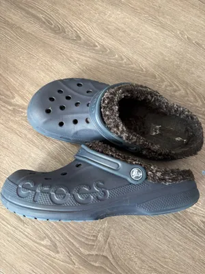 Blue Crocs with fur lining men’s Sz. 8 women Sz10 thumbnail 8