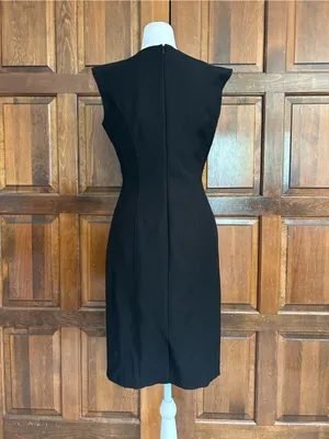 NWT White House‎ Black Market Comfort Stretch Black V-Neck Sheath Dress Size 4 thumbnail 4