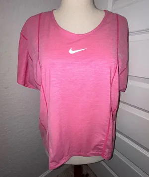 New, Nike Dri Fit Short Sleeve Shirt Size XL thumbnail 1