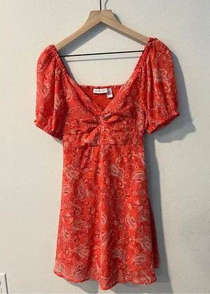 Sincerely Jules Vibrant Coral Paisley Print Chiffon Sweetheart Mini Dress Size S thumbnail 1