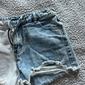 Amazon Two-Tone Distressed Denim Shorts thumbnail 2