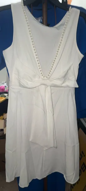 white dress thumbnail 1