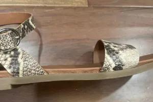 Steve Madden Snakeskin print sandals 7.5 thumbnail 6