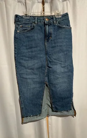 Zara Z1975 Denim Front Slit Midi Skirt Size S thumbnail 1
