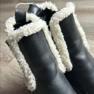 Calvin Klein Black Leather Shearling-Lined Boots Size 5 M thumbnail 4