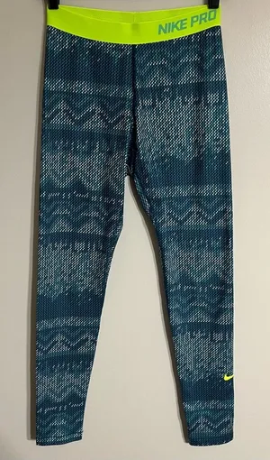 Nike Pro Women's‎ Size Medium Green Geometric Print Dri-Fit Leggings thumbnail 1