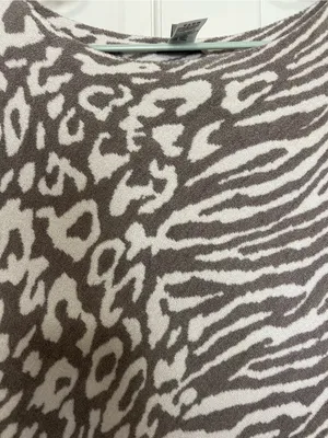 Barefoot Dreams Gray and Cream Animal-Print Poncho thumbnail 2