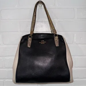 Coach Minetta Snakeskin-Patterned Black and Cream Crossbody Bag thumbnail 7