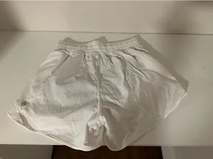 Lululemon Hotty Hot Shorts 4" thumbnail 2
