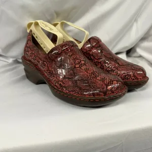 b.o.c NEW Women's Pink and‎ Brown Leather Embossed Slip On Chunky Clogs Sz 7 thumbnail 5