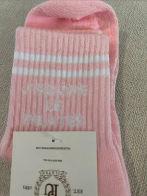 Pilates Univer 1883 Country Club Nonslip Grip Crew Socks, Pink, NWT thumbnail 5