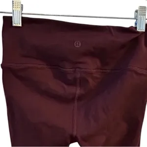 Lululemon High-Rise Reveal 7/8 Tight Leggings Dark Adobe Red Size 6 Yoga Running thumbnail 6