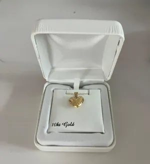 Gold Necklace thumbnail 2