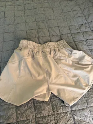 Lululemon Hotty Hot shorts light pink/gray women’s size 4 thumbnail 3