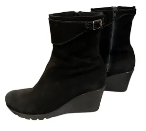 Black Waterproof Italian Calf Suede Token Wedge Ankle Boot 8 1/2 thumbnail 1