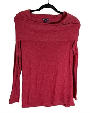GAP Lightweight Sweater thumbnail 1