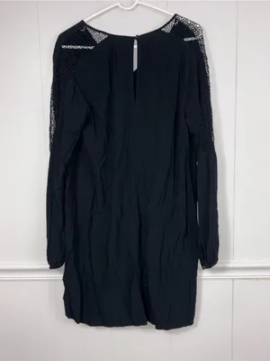 Old Navy Black Lace Crochet Sleeve Detail V-Neck Shift Mini Dress Large Preppy thumbnail 2