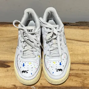Nike Air Force 1 paint Splatter Size Youth 6/woman’s 7.5‎ B36 thumbnail 5