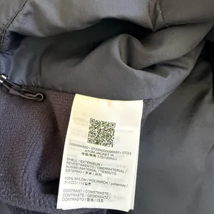 Arc’teryx Women’s Atom Jacket size L in black sapphire thumbnail 9