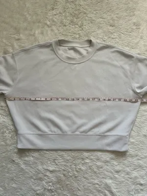 Lululemon Sweatshirt Softstreme Perfectly Oversized Cropped Crew Pullover Sz 8 thumbnail 9