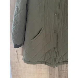 Old Navy Green Quilted Snap Button Lightweight Jacket Women’s Medium thumbnail 4