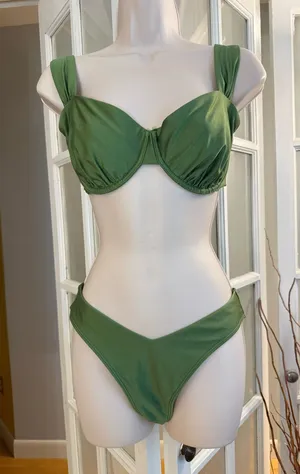 Abercrombie & Fitch Bikini thumbnail 1