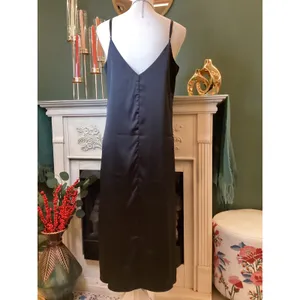 The Drop Black‎ Midi Slip Dress Spaghetti Straps V Neck Size M thumbnail 2