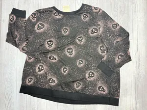Nwt Spooky Skull bleach style Print Ribbed Hem pull over Sweatshirt 30 / 6x thumbnail 1