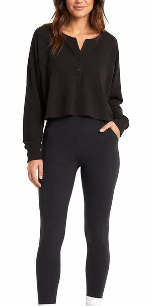 DSG Size Medium Black Pullover Sweatshirt Top New Without Tags thumbnail 1