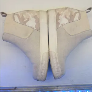 Dolce Vita Canvas Hidden Wedge Sneakers Size 8 Tan Camo Heel High Top Booties thumbnail 7