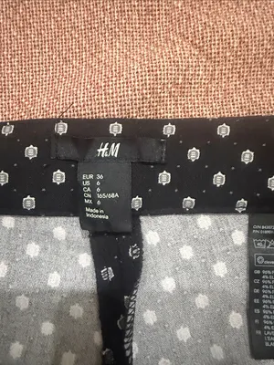 H&M Black and White Straight Leg Pants thumbnail 2