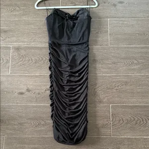 NWT Chic Strapless Black Dress thumbnail 4