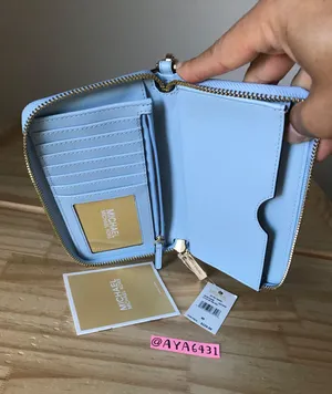 Michael Kors Wallet thumbnail 5