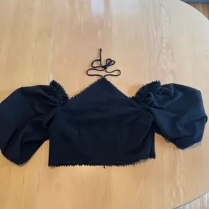 Anthropologie Frida Off the Shoulder Halter Top in Black size Large thumbnail 3
