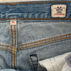 Levi's White Oak Cone Raw Hem Denim Jeans in‎ Medium Blue Wash Button Fly thumbnail 7