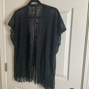 Olive Tree Black Fringe Kimono Geometric print Women’s Size S/M thumbnail 7