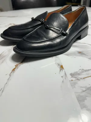 Classic Black Leather Women's Moccasins Size 10 thumbnail 4