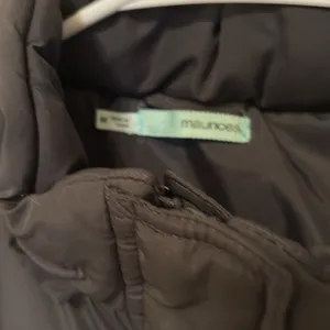 Black vest Size M thumbnail 2