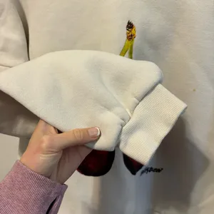 Edikted Cherry Sweatshirt thumbnail 5