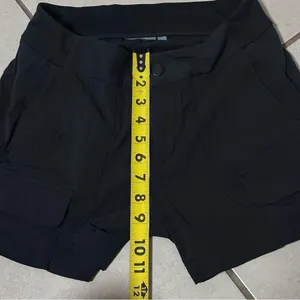 Athleta Trekkie Women Black Hiking Cargo Shorts Stretch‎ Athletic size 2 thumbnail 6