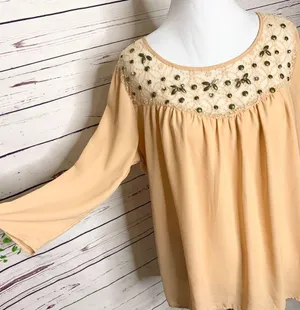 BKE Long Sleeve Beaded Trim High Low Tunic Top blouse Size Medium thumbnail 5