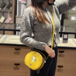 Coach X Peanuts Canteen Crossbody With Snoopy Present Motif cf290 thumbnail 8