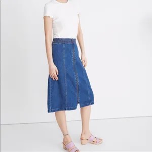 Madewell - Rigid Denim Zip Midi Skirt‎ in Farley Wash - Size 25 thumbnail 2