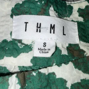 THML Green Printed Puff Sleeve Textured Top Blouse Small thumbnail 5