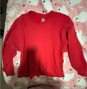 Gap Crewneck thumbnail 1