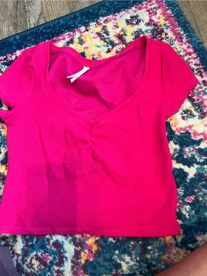 Anthro cinched front Women’s Short Sleeve Scoop Neck Top - Fuchsia Pink thumbnail 4