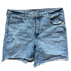 Womens Old Navy High-Waisted O.G. Straight Cut-Off Denim Jean Shorts - Sz 18 thumbnail 4